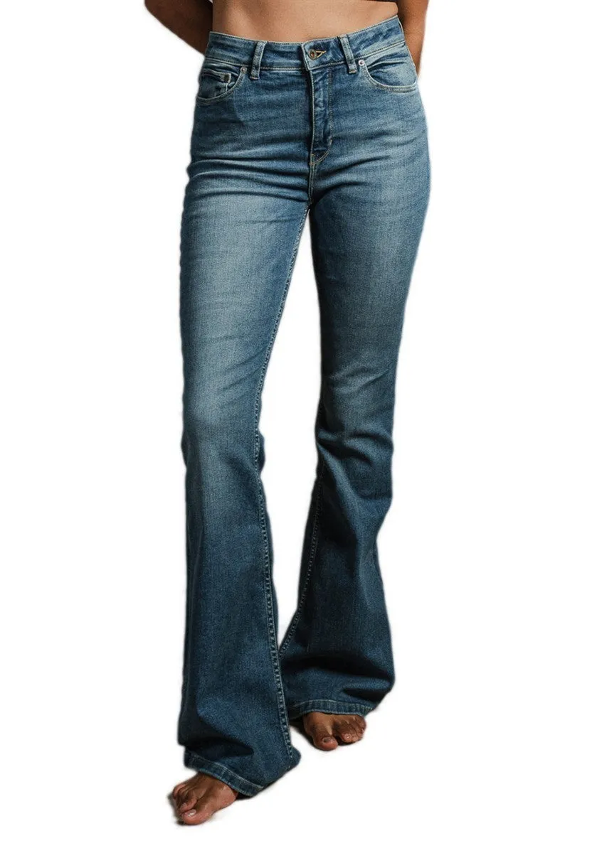 marlowe nature Lisette Flare Jeans super aged blue Bio-Baumwolle