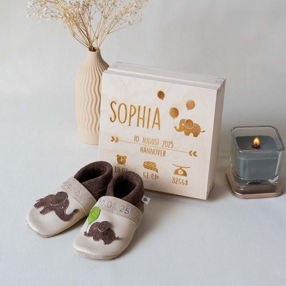 Pantolinos Geschenkset Geburt Elefant Schuhe 18/19 mit Holzbox