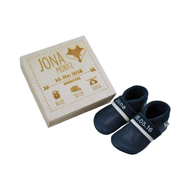 Pantolinos Geschenkset Geburt Holzbox Fuchs 18/19