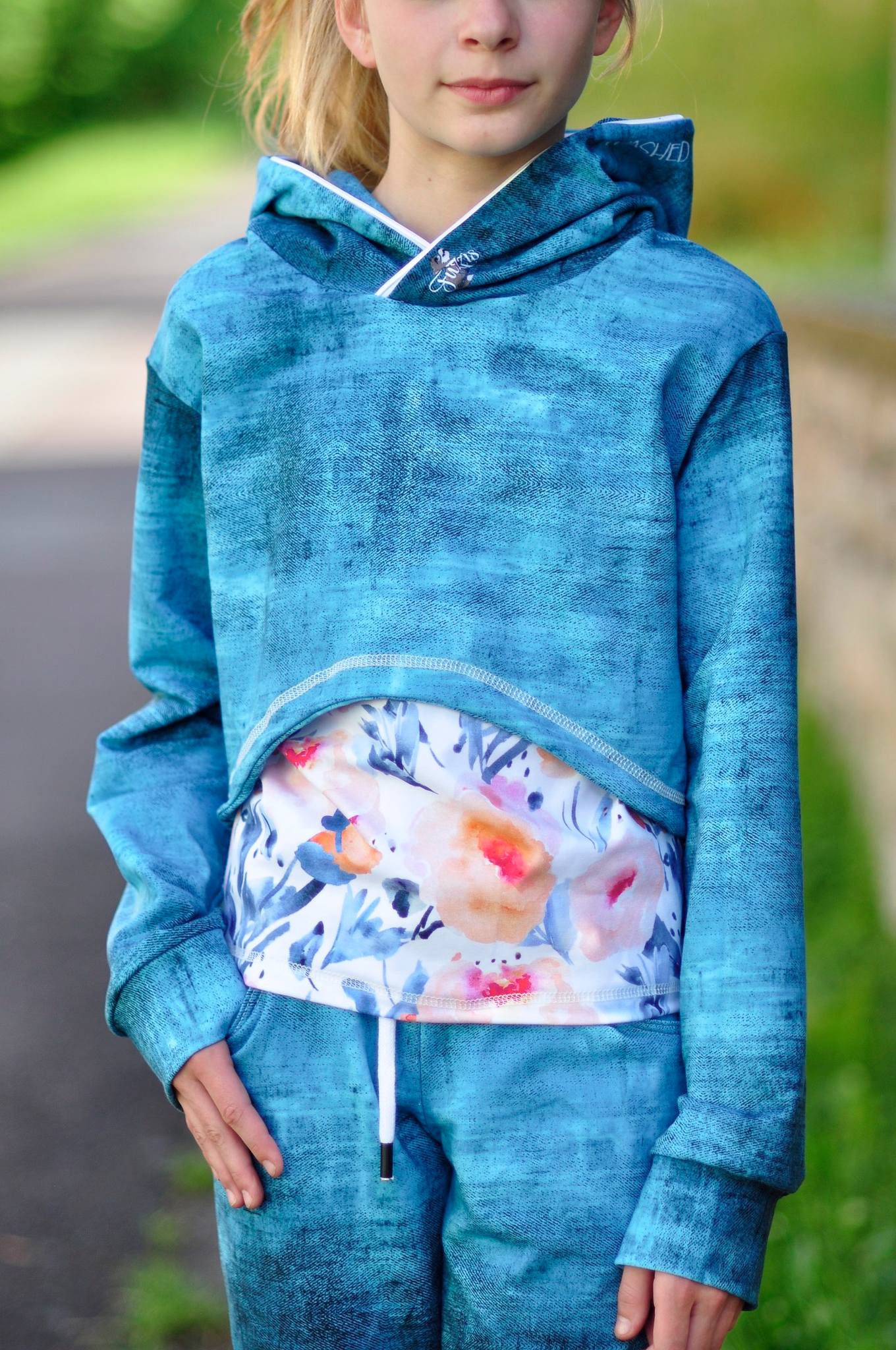 Schnittrebell Ebooks Cropped Hoodie Ella Schnittmuster Gr.92-164