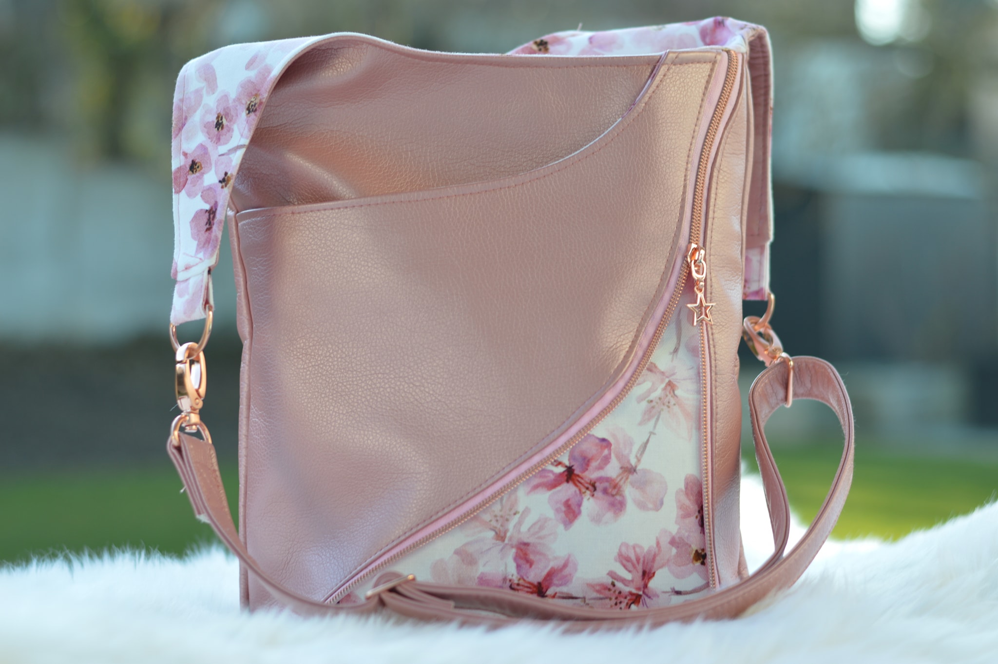 Schnittrebell Jinny Tasche Papierschnitt 2 Größen Reißverschluss