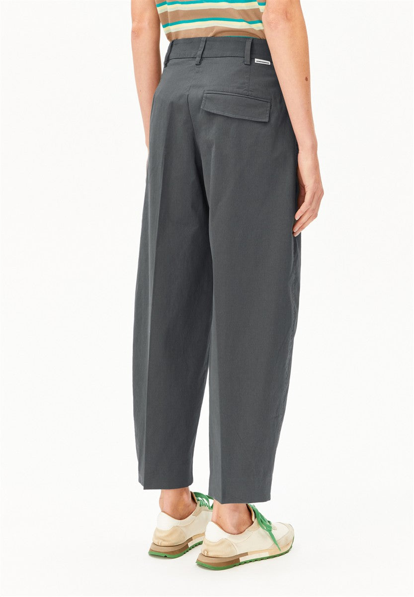 marlowe nature Barrel Leg Twill Pant Hose dark steel Bio-Baumwolle