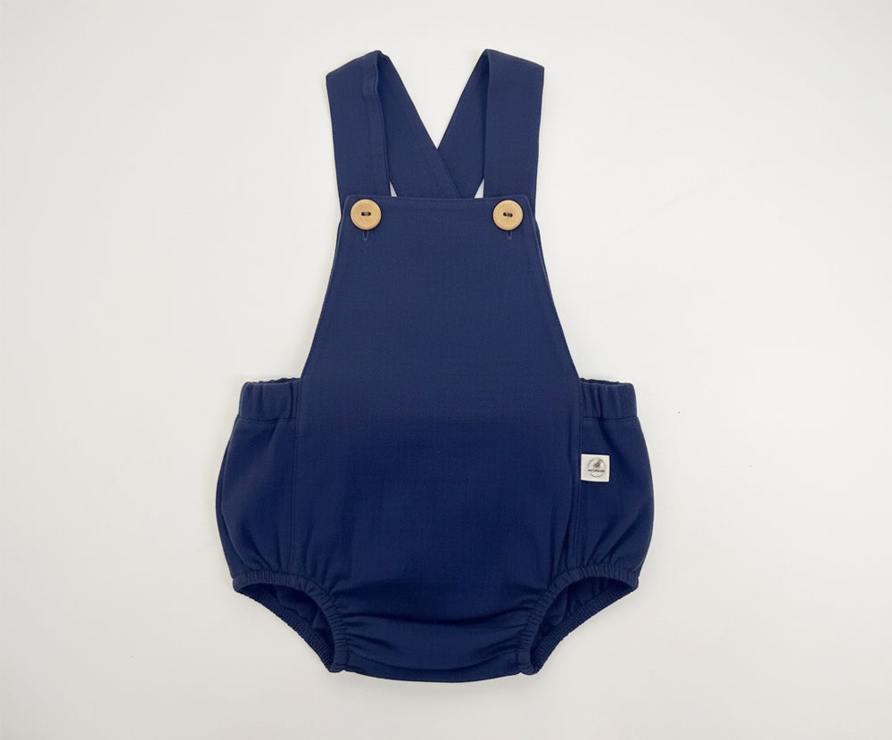 Naturkind Bekleidung Musselin Latzhose kurz Navy 50/56