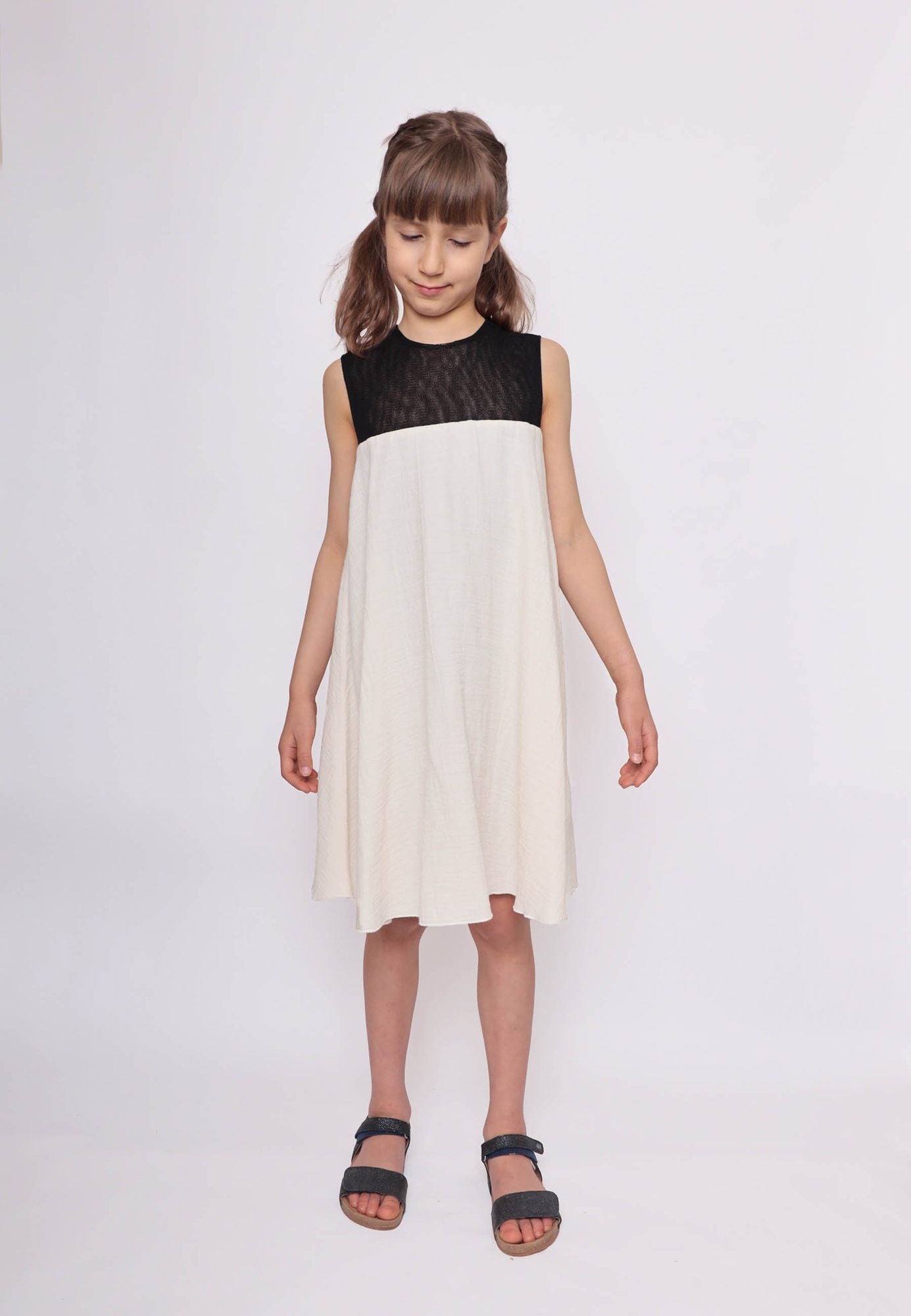 Infantium Victoria White Baby Doll Kleid Weiß Musselin 68
