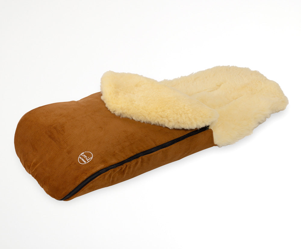 Naturkind Lammfell Fußsack EMIL Babyfußsack Cord Cognac