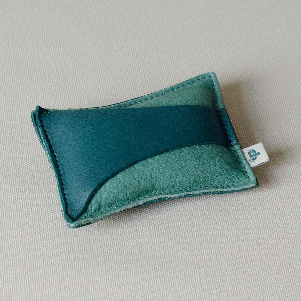 Pantolinos Displayreiniger Pad eckig Naturleder 10x7cm