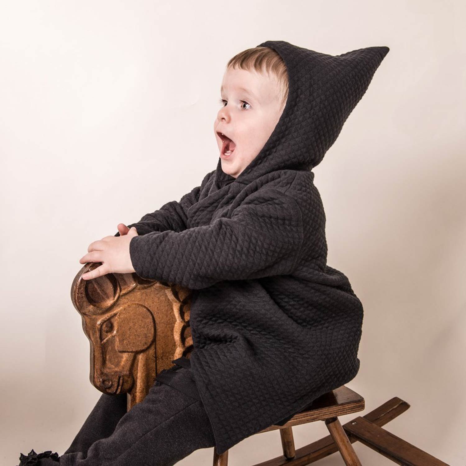 Infantium Victoria Grim Reaper Jacket Babyjacke Schwarz Samt