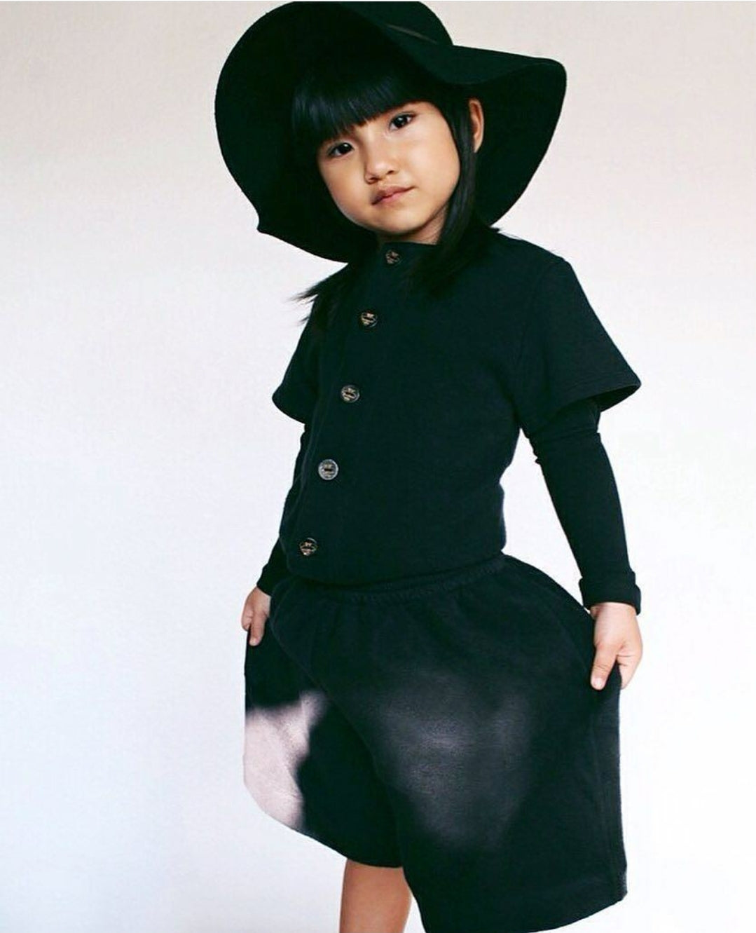 Infantium Victoria Kids Overall schwarz kurz 104