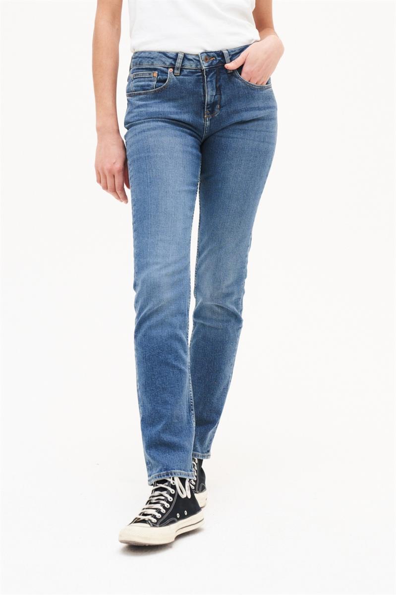 Kuyichi Sara Straight Damenjeans rinse 28/32 Bio-Baumwolle