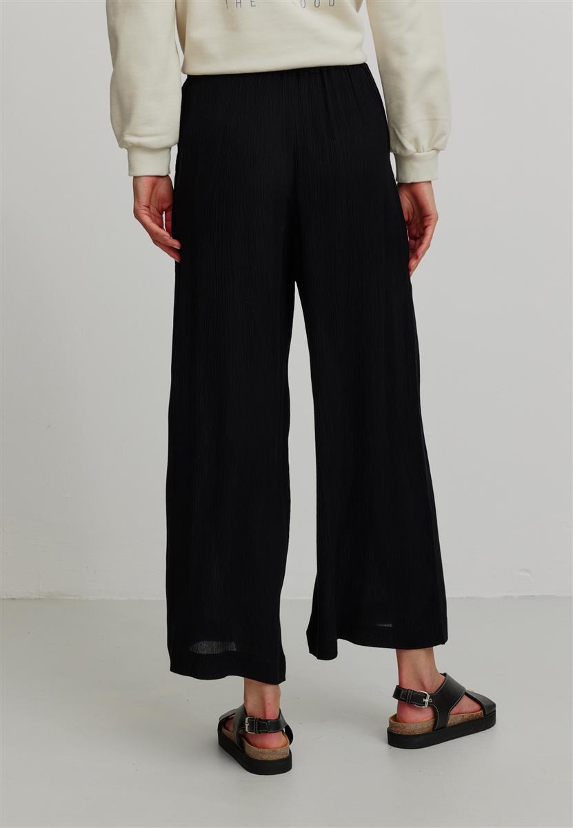 marlowe nature Mandevilla Hose black EcoVero Culotte