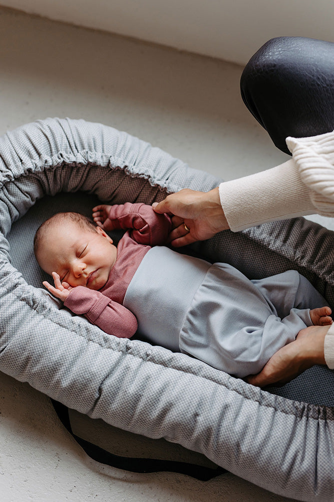 Naturkind Pumphose Merinowolle Hellgrau 62/68 GOTS Babyhose