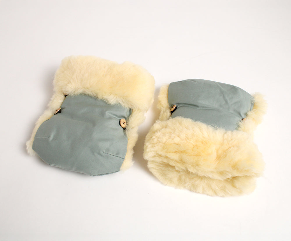 Naturkind Zubehör Lammfell Kinderwagen-Handschuhe Cord Cognac
