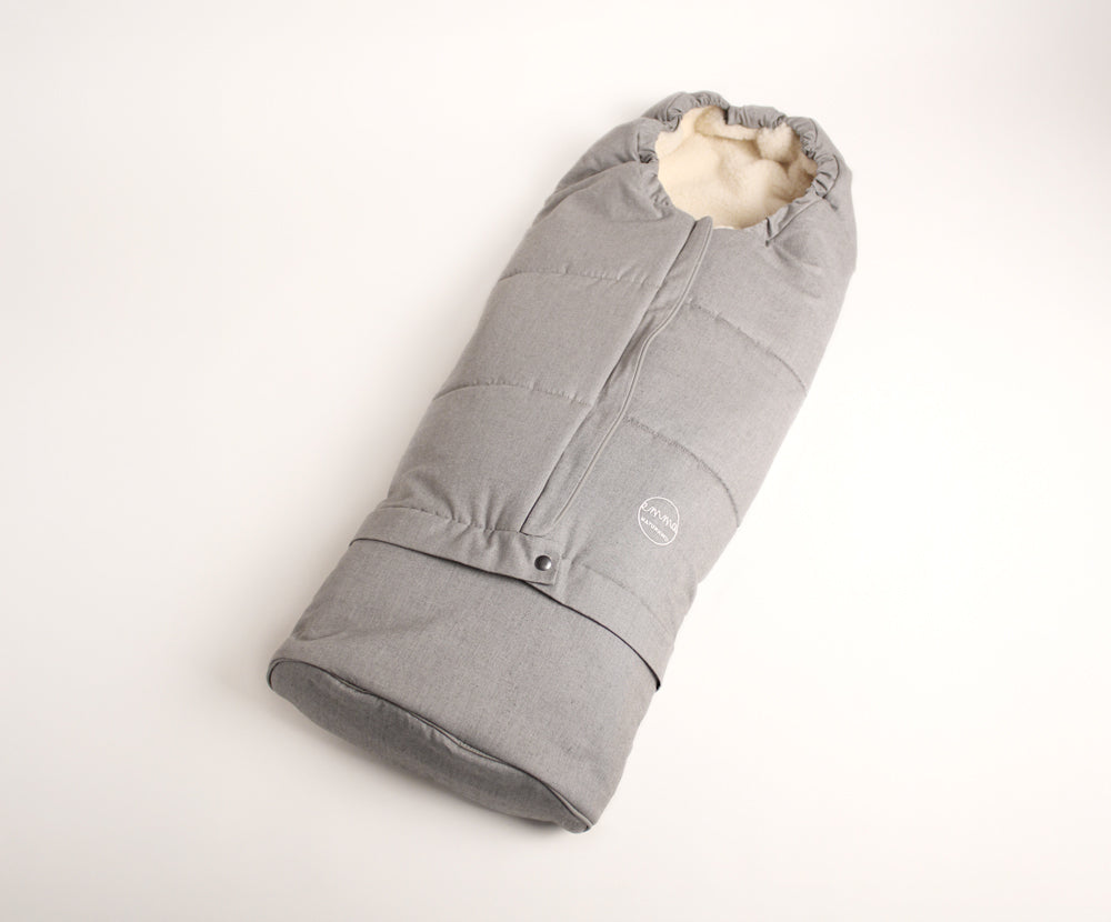 Naturkind Emma Wollfußsack Jade Set mit Wollmuff Merinowolle