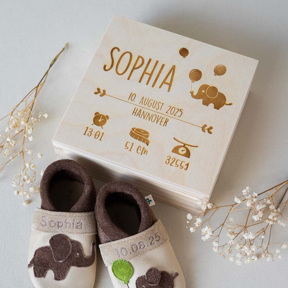 Pantolinos Geschenkset Geburt Elefant Schuhe 18/19 mit Holzbox