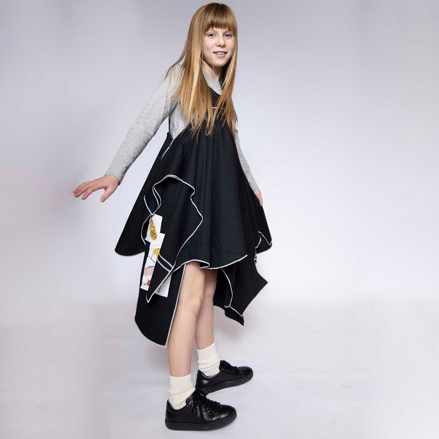 Infantium Victoria Zero-Waste Kleid Schwarz Patchwork 128