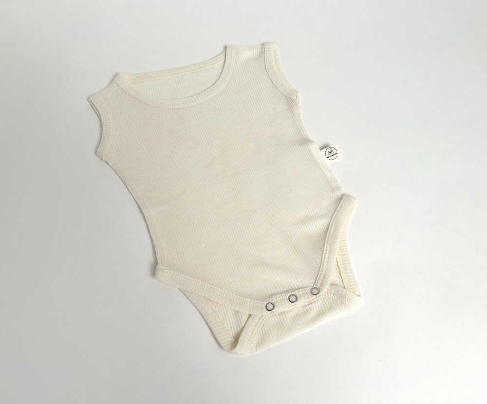 Naturkind Wolle-Bambus Body ärmellos Feinripp Babybody Ecru GOTS
