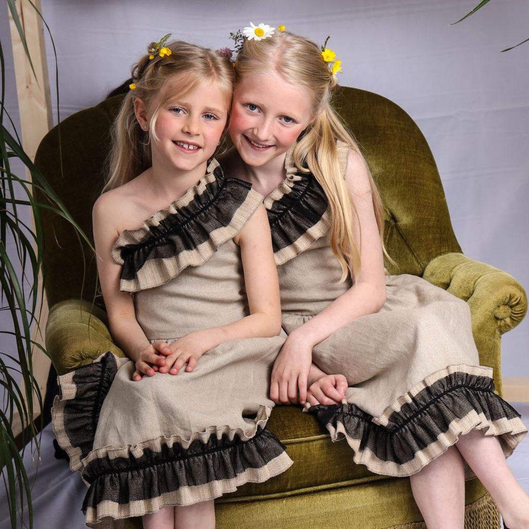 Infantium Victoria Lotus Silk Dress Festkleid Beige Pflanzenseide limitiert