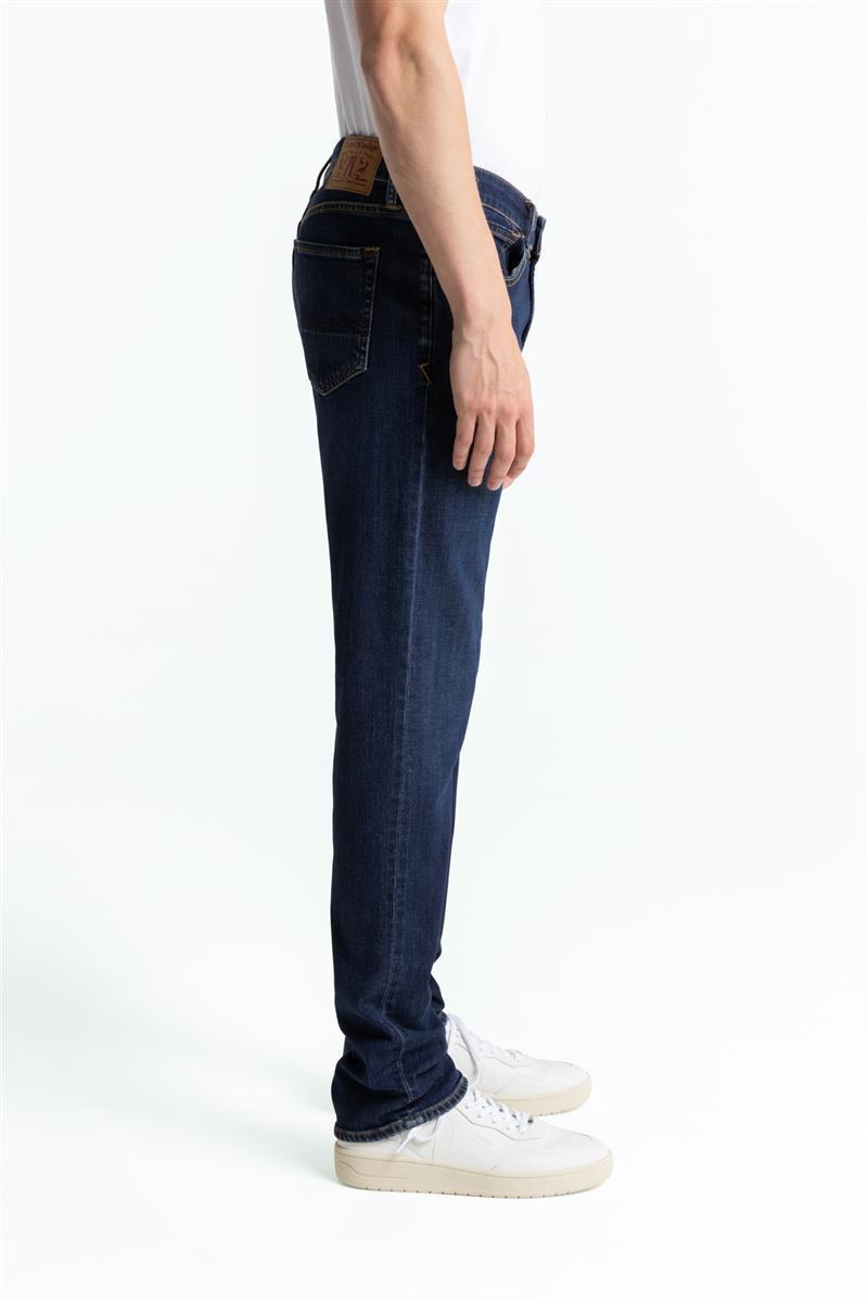 Kings of Indigo Ryan Jeans Clean Medium Used Straight Bio