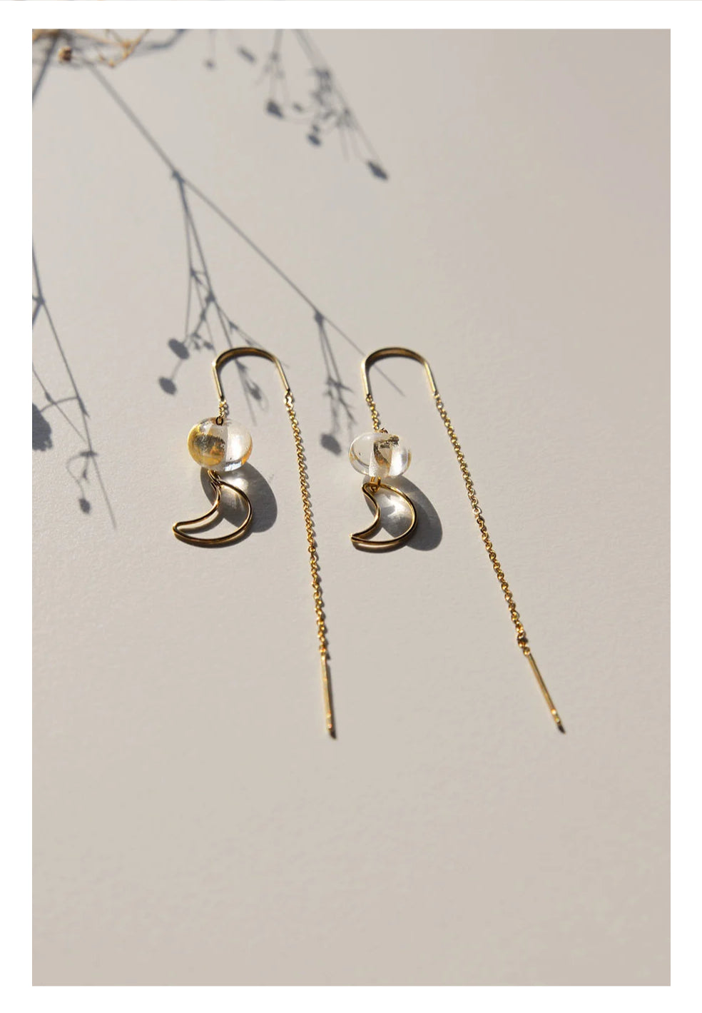 marlowe nature Earring Gold Moon Ohrringe transparent-moon