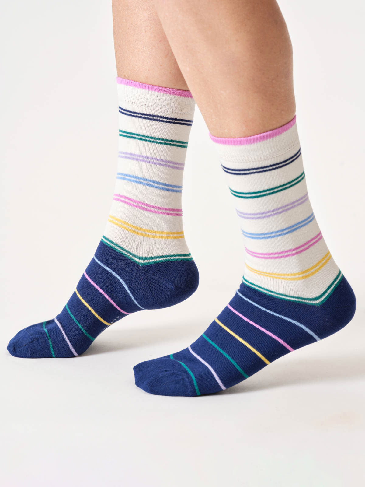 Thought Colour Block Stripe Socken lavender Bambus 37-41