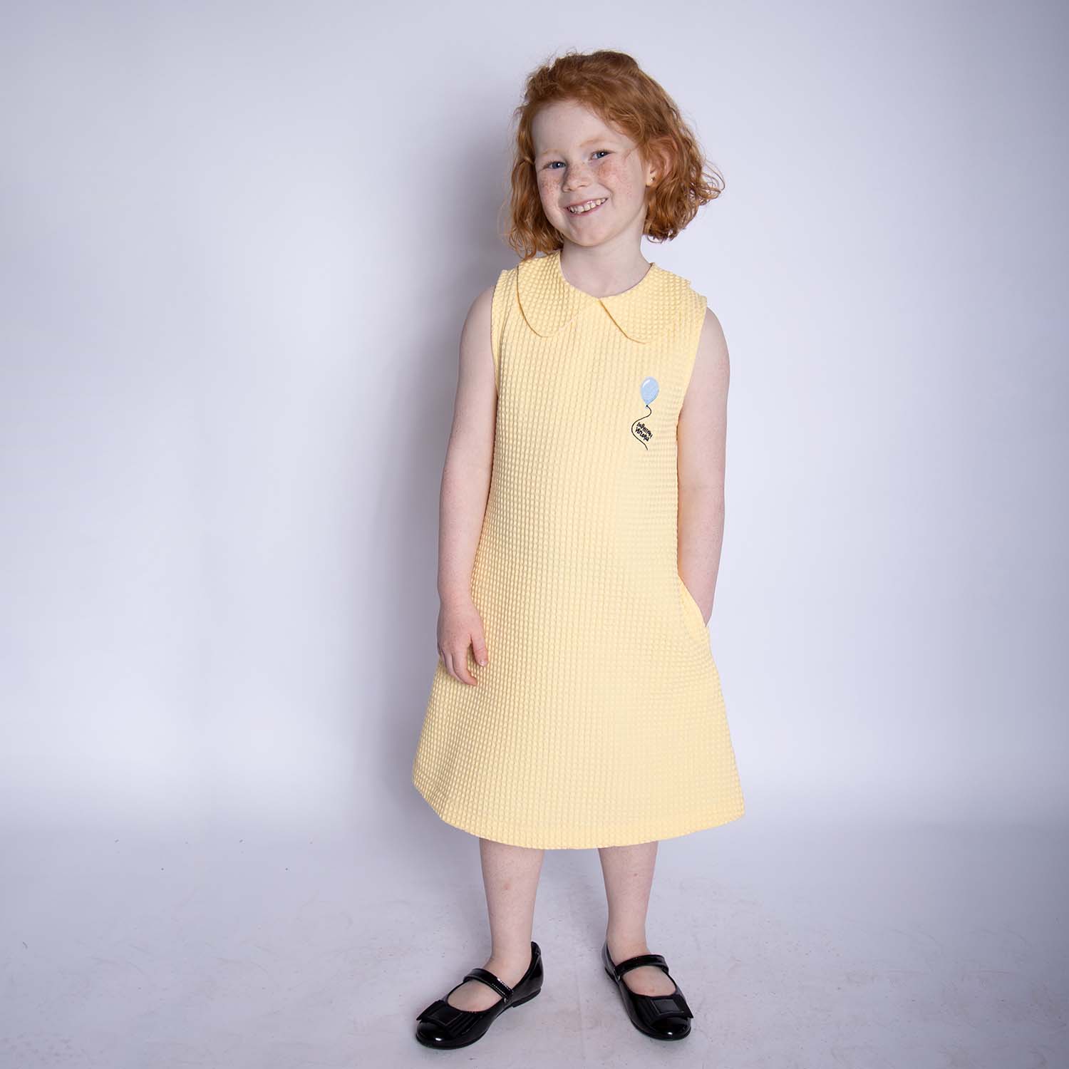 Infantium Victoria Yellow Waffle Kleid Gelb Stickerei