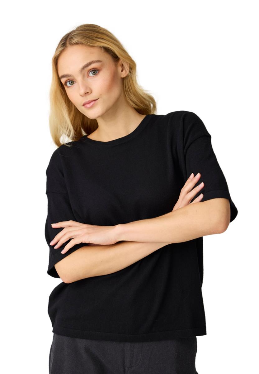 Marlowe Nature Cashmere Knitted T-Shirt Kaschmir black jet
