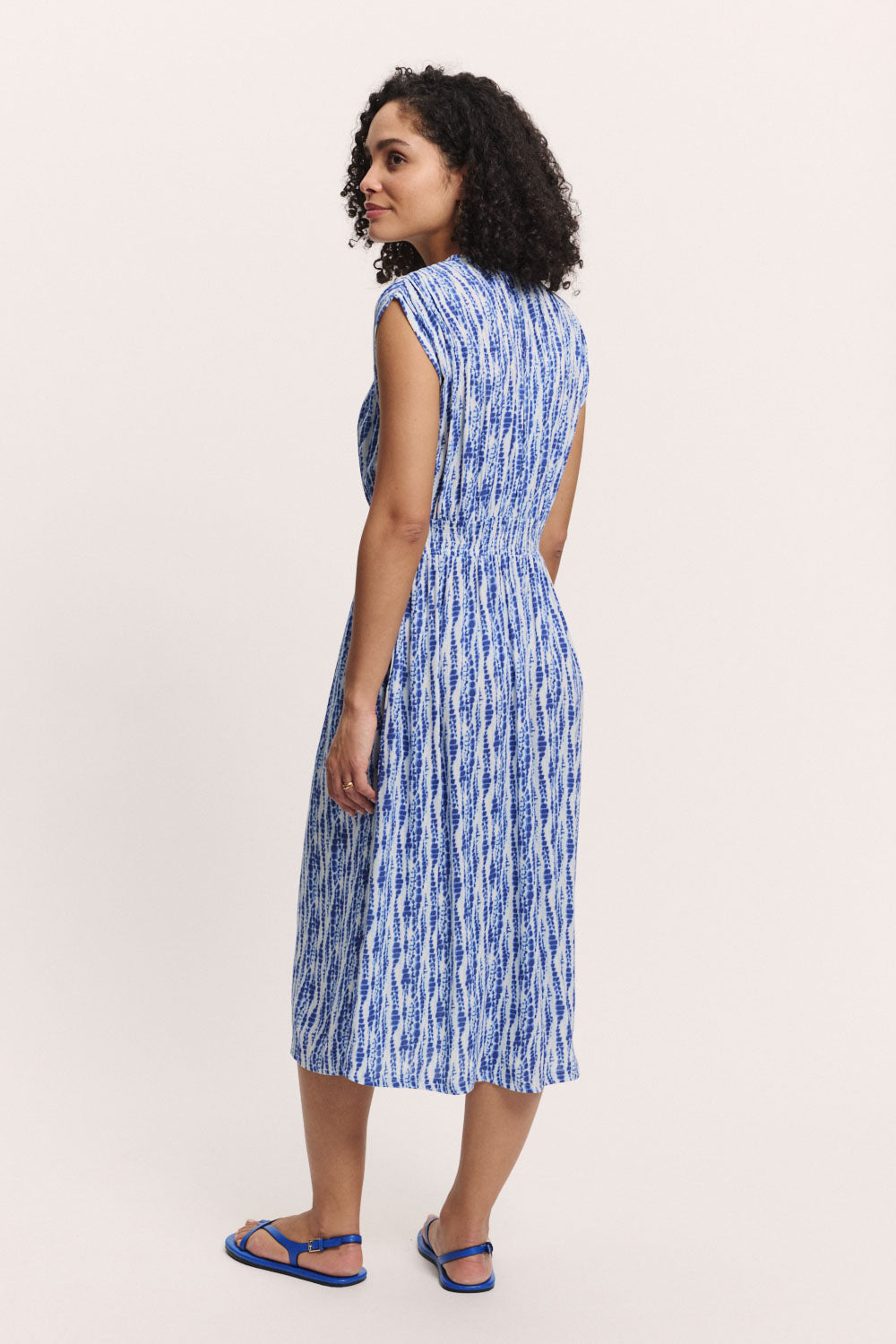 Marlowe Nature Kleid Mariaa Viskosekleid blue batik 38 Ecovero