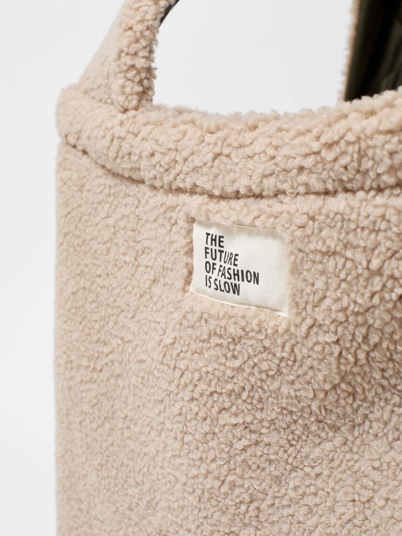 Lanius Wende Tasche Teddystoff bitter chocolate recycelt