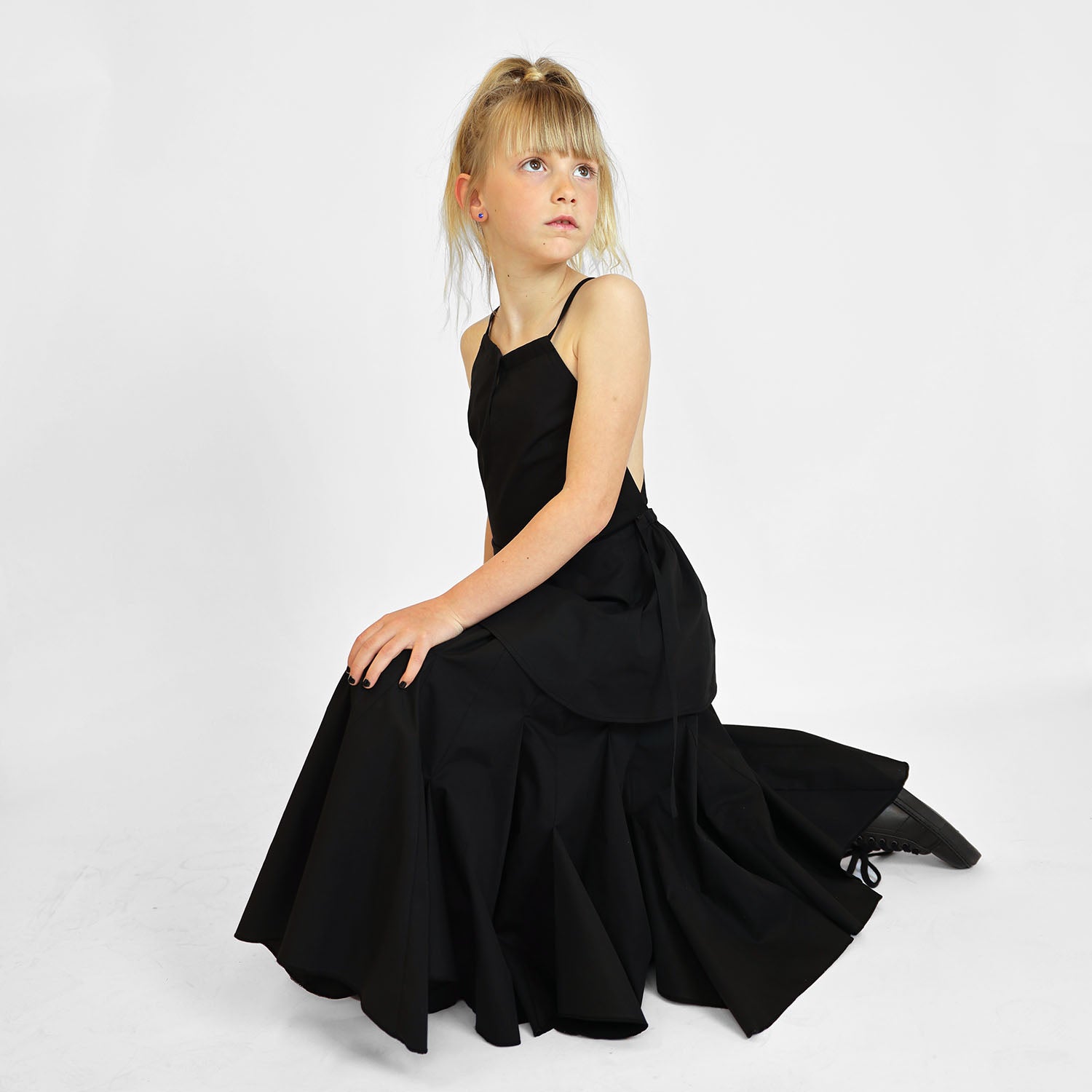 Infantium Victoria Zero Waste Mädchenkleid schwarz Bio-Baumwolle