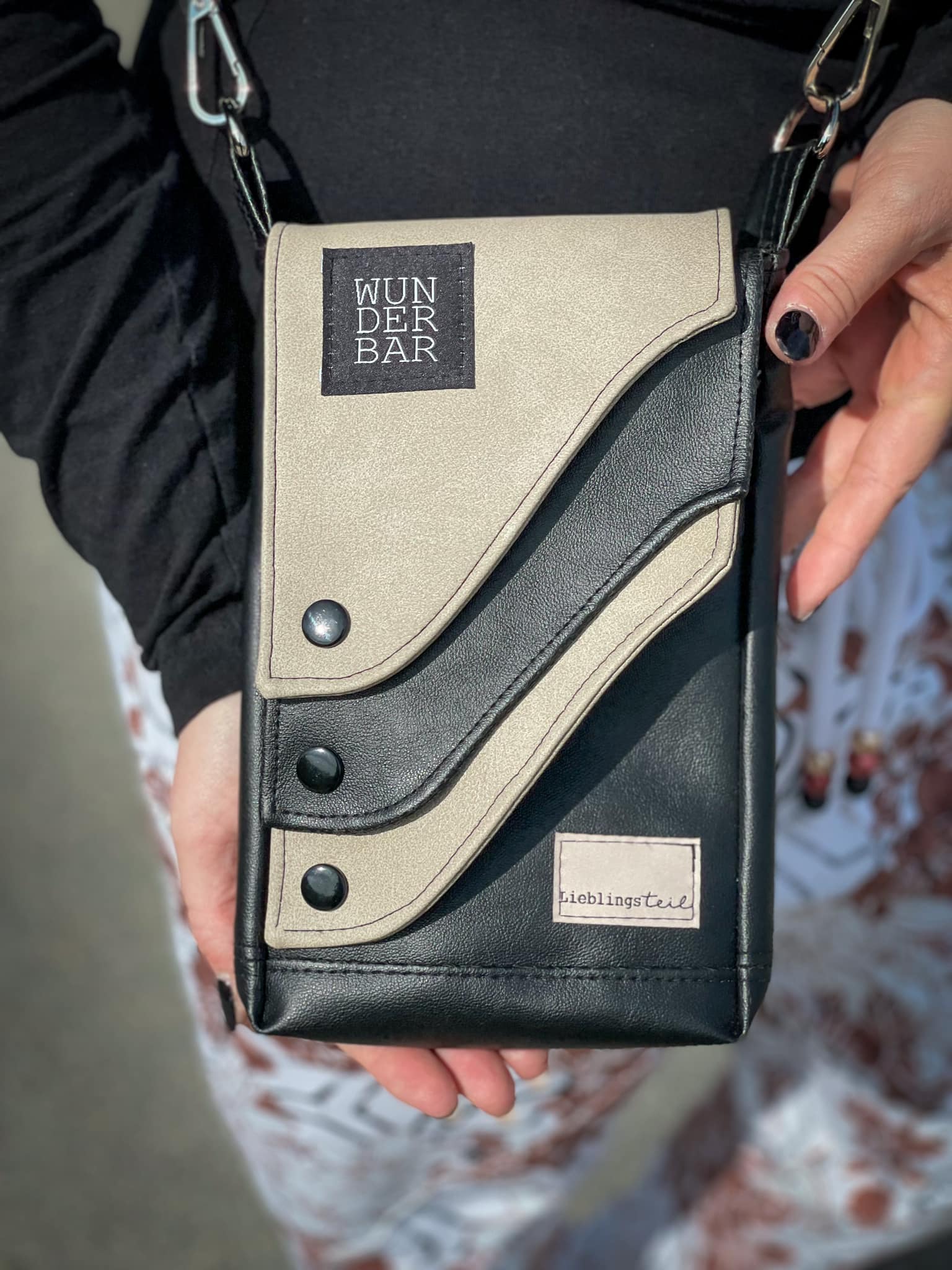 Schnittrebell Pixxi Handytasche Ebook 24x14x4 cm PDF
