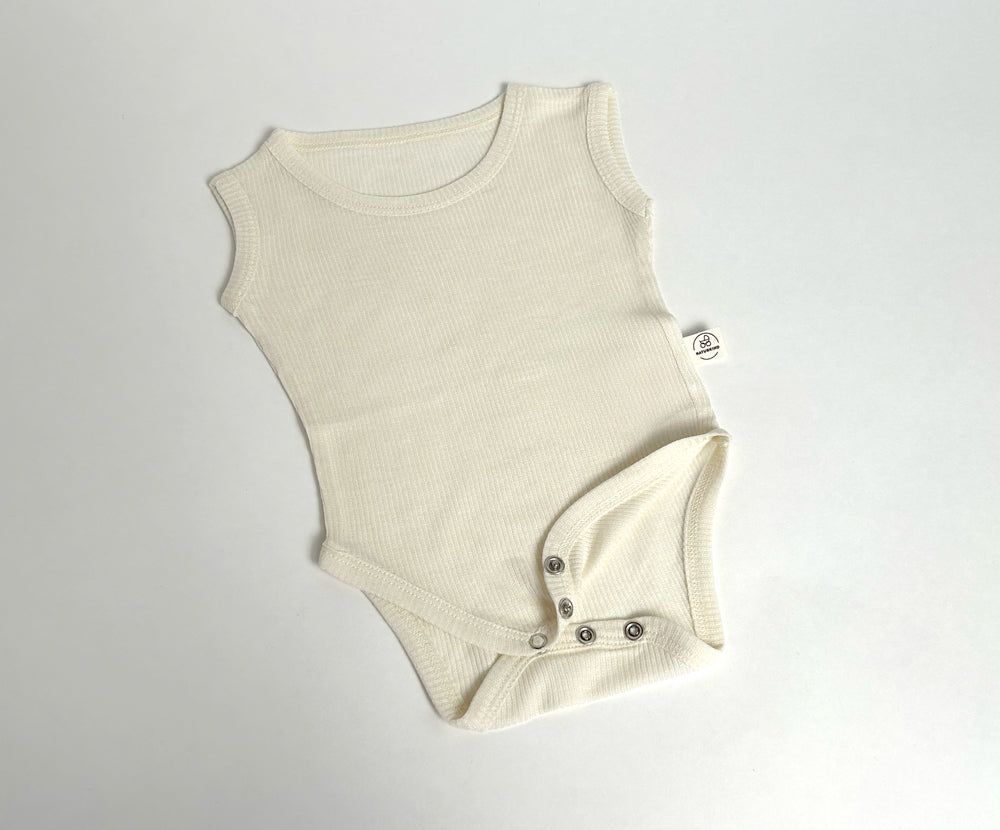Naturkind Wolle-Bambus Body ärmellos Feinripp Babybody Ecru GOTS