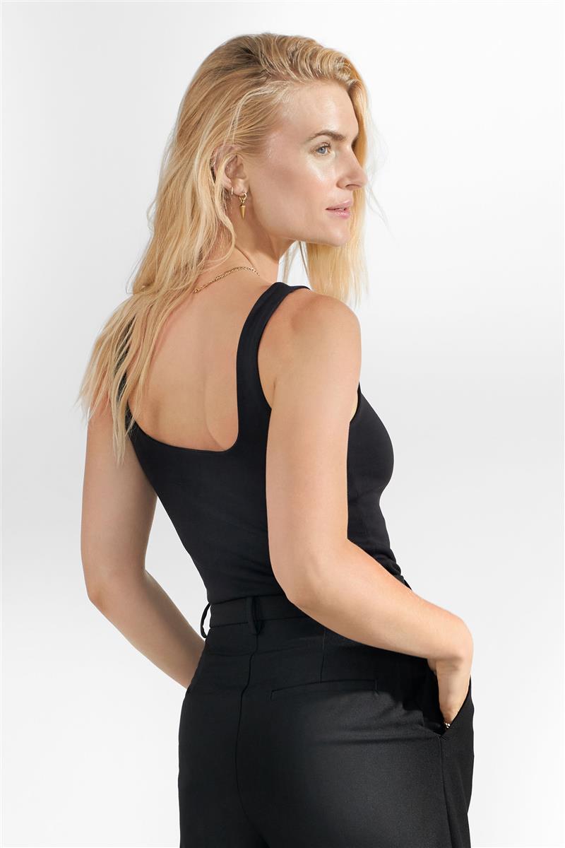 marlowe nature Tank Scoop Back Top schwarz Bio-Baumwolle